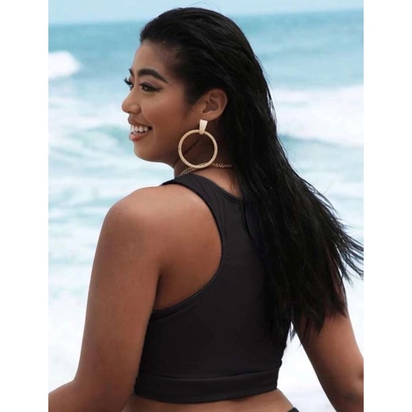 Ribbed Wide Strap Bikini Top - Picture 2 of 4